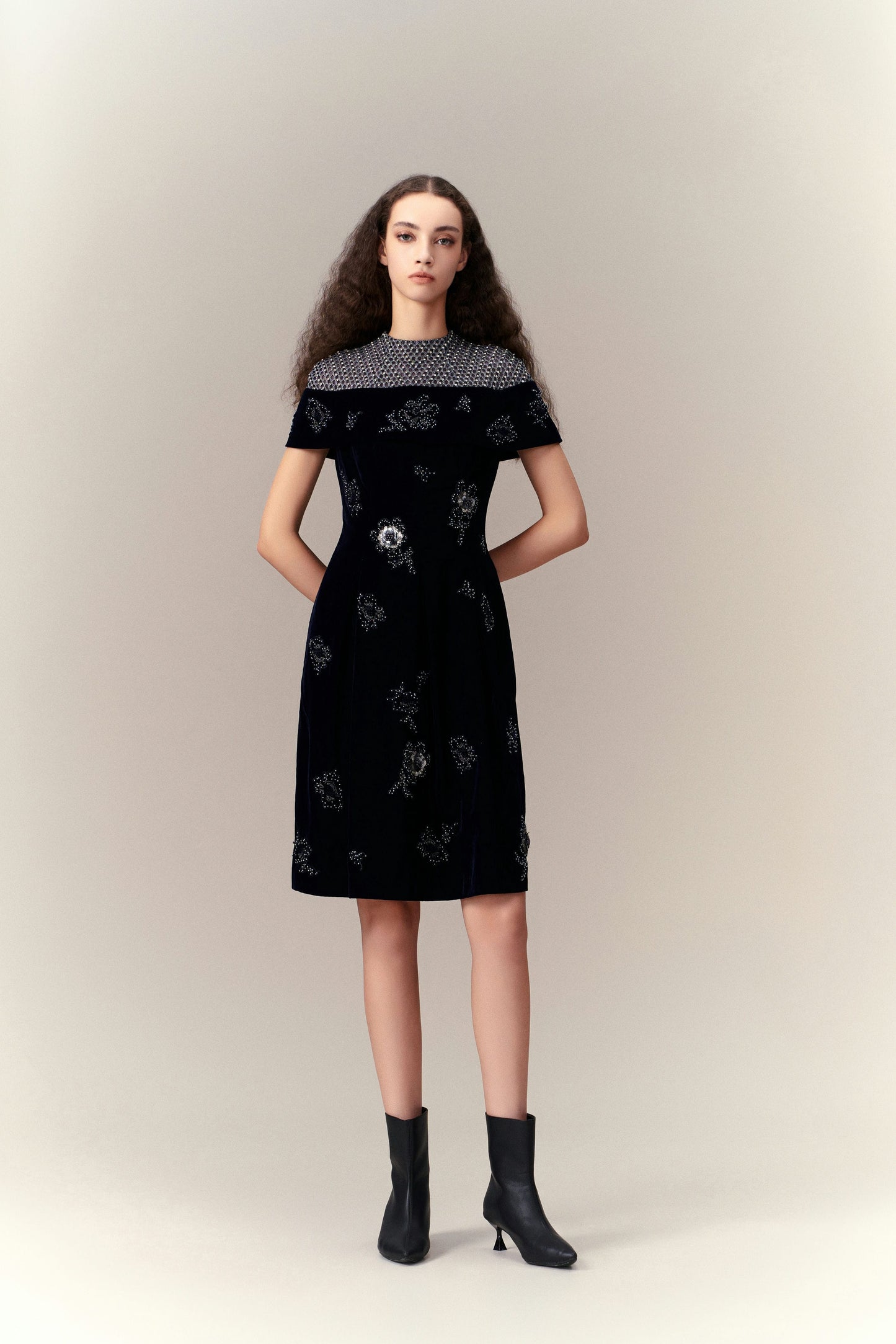 Exquisite Cape-detail Velvet Dress